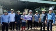 EVNGENCO1 trao 1 tỷ đồng hỗ trợ người dân vùng mưa lũ tại tỉnh Nghệ An