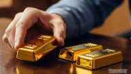 Bảng giá vàng 9999 24K 18K SJC DOJI PNJ hôm nay 22/8/2025