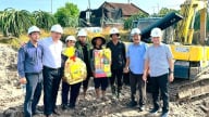 EVNSPC làm việc xuyên lễ trên những công trình lưới điện