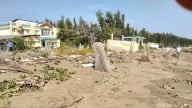 Đề xuất cân đối 300 tỷ đồng đầu tư kè bờ biển Ba Động