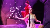 Hành trình trưởng thành từ lớp phấn, nét cọ của những nghệ sĩ hóa trang trẻ