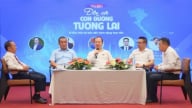 'Con đường tương lai' và những góc nhìn mang tính dự báo