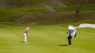 Trưởng phòng Khoáng sản bị kỷ luật vì chơi golf trong giờ làm việc