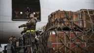 Tổng thống Trump phê duyệt thương vụ bán vũ khí đầu tiên cho Ukraine