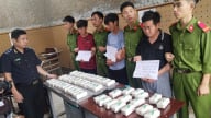 Bắt giữ 3 đối tượng vận chuyển 17 bánh ma tuý