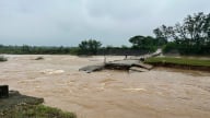Ngầm tràn ở Thái Nguyên bị lũ cuốn trôi