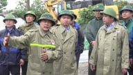 Bảo vệ dân, giữ đê biển an toàn trước bão số 3