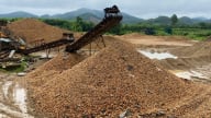 Lạng Sơn đóng cửa mỏ cát Nhật Tiến 2
