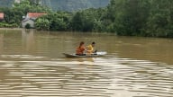 Hàng trăm hộ dân ở Lạng Sơn bị cô lập do mưa lũ