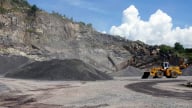 Cung không đủ cầu - Khánh Hòa đối mặt với khai thác khoáng sản trái phép