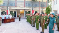 Xã Ứng Hòa ra quân xử lý vi phạm trật tự văn minh đô thị