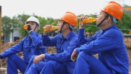 Nắng gió công trường và trải lòng của người làm nghề xây dựng