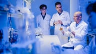 VinUni đặt mục tiêu vào top 100 đại học hàng đầu thế giới - mời tuyển 500 nhà khoa học toàn cầu