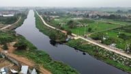 Hà Nội quyết liệt xử lý ô nhiễm môi trường lưu vực sông Nhuệ