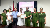 C05 chia sẻ yêu thương với bệnh nhân ung thư