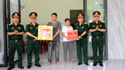 Binh đoàn 15 xây dựng, sửa chữa hàng trăm căn nhà cho hộ nghèo