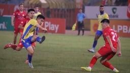 Hà Nội FC ‘chìm’ ở nhóm cuối sau thất bại derby Thủ đô