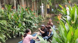Nông trại hút du khách nhờ nông nghiệp hữu cơ, tuần hoàn