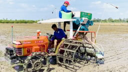 'Cha đẻ' của hơn 50.000 thiết bị cơ giới sản xuất lúa