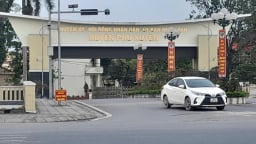 Vi phạm quản lý đất đai, 2 chủ tịch xã bị tạm đình chỉ