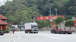 Khai trương tuyến vận tải đường bộ quốc tế Việt - Trung