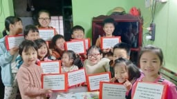 Ngọc Tâm thủy tinh được tiếp lửa tại giải thưởng ‘Bền Đam Mê’