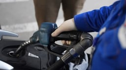 Giá xăng dầu hôm nay 20/6/2025: Dầu Brent giảm gần 2%