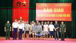 Kịp thời ứng cứu 11 ngư dân bị chìm tàu gần đảo Bạch Long Vĩ