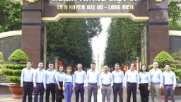 PV GAS SE dâng hương tưởng niệm nhân ngày Thương binh liệt sỹ