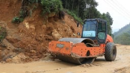 Cần khởi công các dự án khắc phục hậu quả bão Yagi trong tháng 10