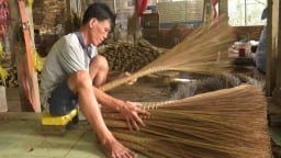 Giữ nghề bó chổi, tạo việc làm cho hàng trăm lao động