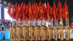 38 khối quân đội, công an hợp luyện diễu binh trên đường Lê Duẩn