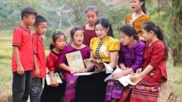 'Trả lại vị thế xứng đáng cho nhà giáo': Tâm huyết từ nghị trường
