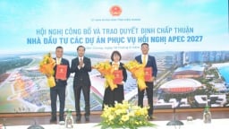 Trao quyết định đầu tư 3 dự án trọng điểm phục vụ APEC 2027