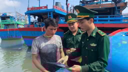Niêm phong tàu cá không đủ điều kiện hoạt động