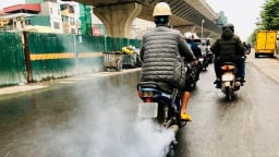 Khí thải từ xe gắn máy cũ âm thầm phá hại sức khỏe người đô thị