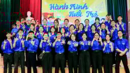 Sắc xanh tình nguyện nối kết mùa hè nghĩa tình