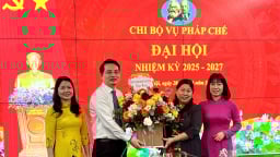 Chi bộ Vụ Pháp chế đoàn kết, kỷ cương, đổi mới trong xây dựng pháp luật