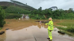 Người phụ nữ ở Bắc Giang bị lũ cuốn sau cảnh báo mưa lớn