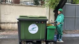 Hà Nội: Thí điểm cơ giới hóa xe thu gom rác trong ngõ hẻm