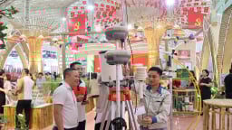 Gấp rút hoàn thiện Triển lãm thành tựu 80 năm ngành Nông nghiệp và Môi trường