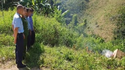 Cao Bằng tiêu hủy 34 mặt hàng lậu là thực phẩm, đồ ăn