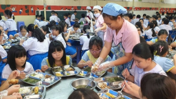 Kiểm soát thực phẩm giả và quảng cáo sai sự thật