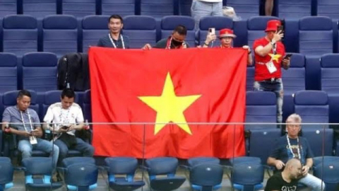 Niềm vui nhỏ trên khán đài EURO