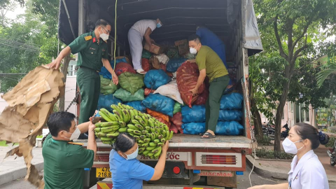 Thông đường nhu yếu phẩm vào khu vực phong tỏa