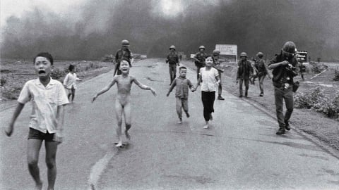 World Press Photo đình chỉ quyền tác giả của bức ảnh ‘Em bé Napalm’