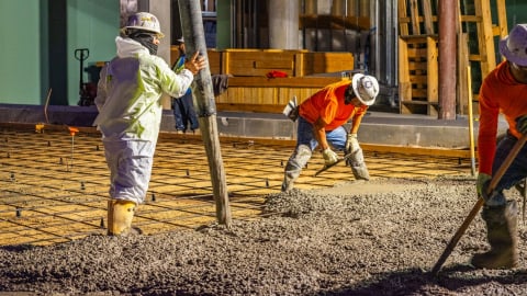 Ngành xây dựng Mỹ lần đầu thương mại hóa xi măng phát thải thấp