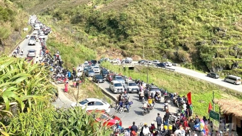 Hơn 140.000 du khách đến cao nguyên đá Hà Giang dịp Tết