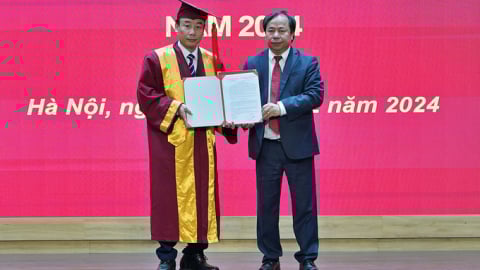 VAAS bổ nhiệm 1 phó giáo sư, trao bằng cho 14 tiến sĩ