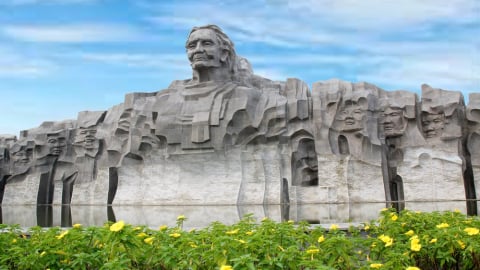 Vinh danh công trình kiến trúc Tượng đài Mẹ Việt Nam anh hùng
